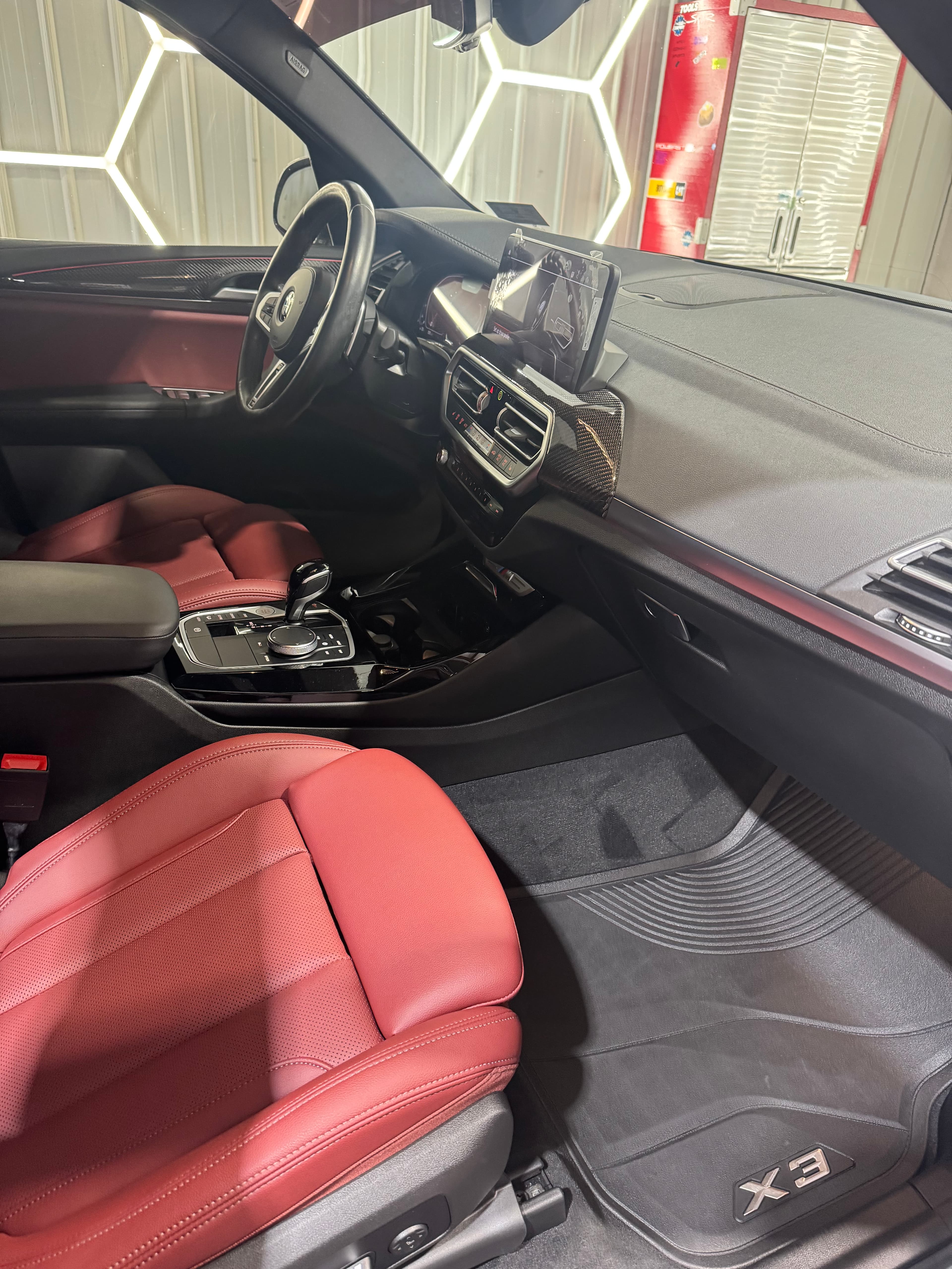 Signature Detail - Interior